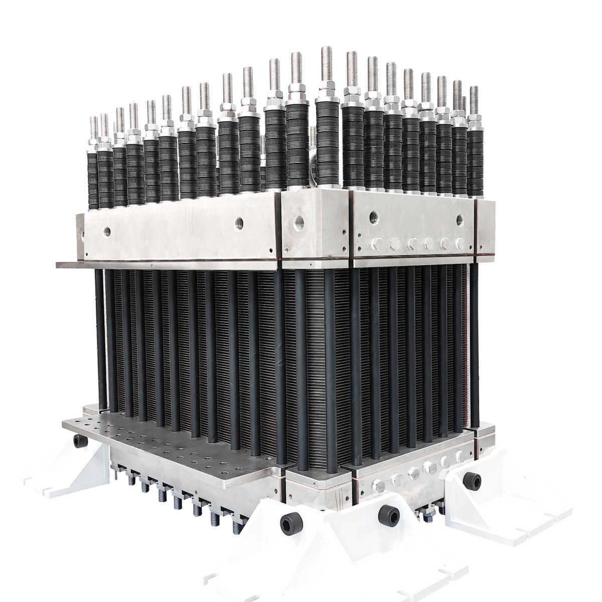 RenelX On-site Hydrogen Generator:Safe, reliable, and real-time production to rapidly meet diverse energy demands.